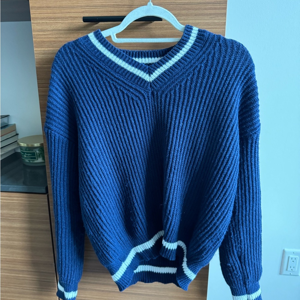 Medium navy blue & white sweater